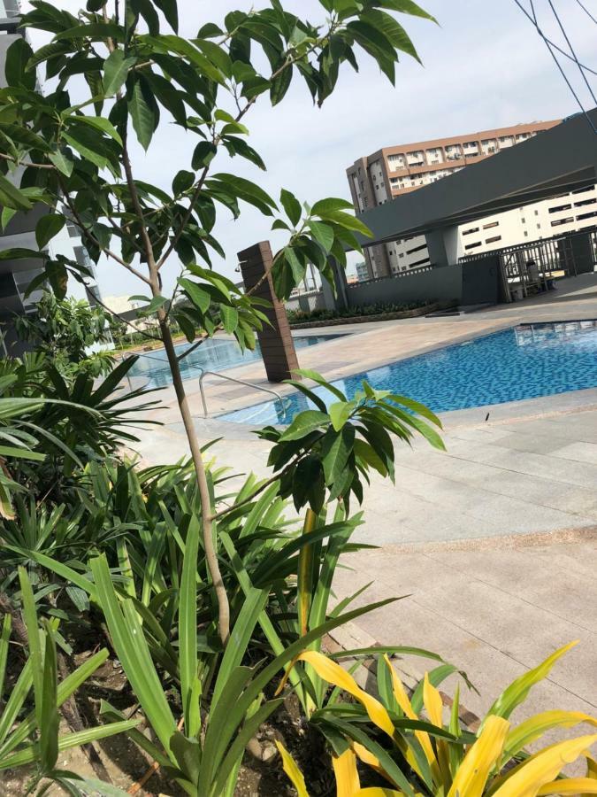 Cubao Manhattan Heights Unit 5A Tower C Quezon City Ngoại thất bức ảnh