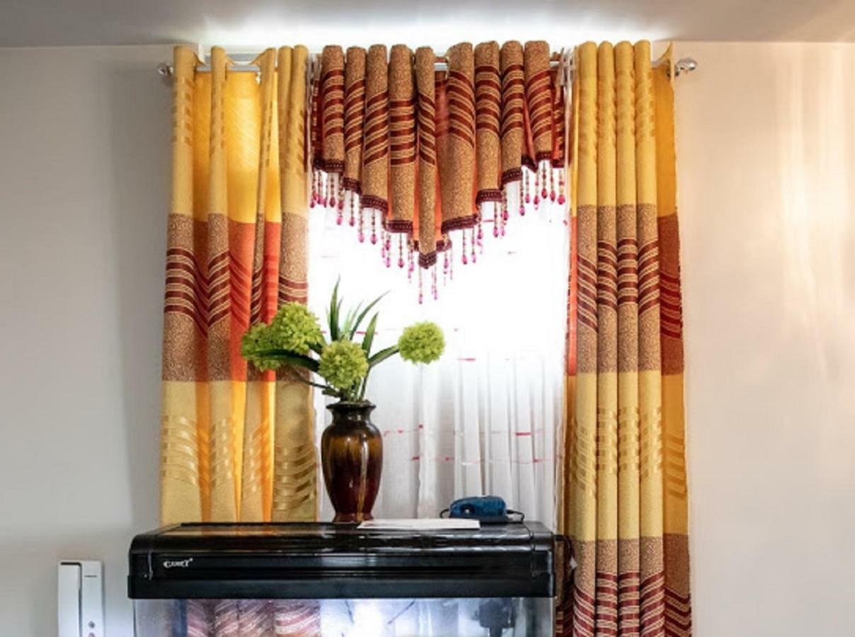 Cubao Manhattan Heights Unit 5A Tower C Quezon City Ngoại thất bức ảnh
