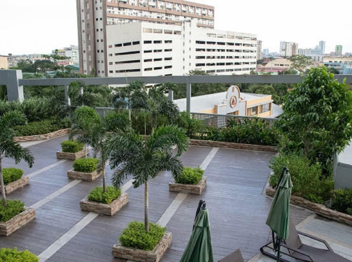 Cubao Manhattan Heights Unit 5A Tower C Quezon City Ngoại thất bức ảnh